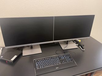 Lenovo think station 330 With 2 24 Inch monitors