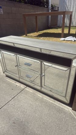 Mirror tv stand