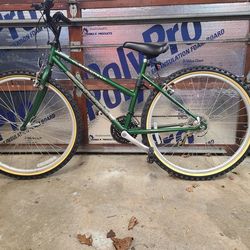 Lady's Schwinn Clear Creek MTN Sport Bicycle 🚲