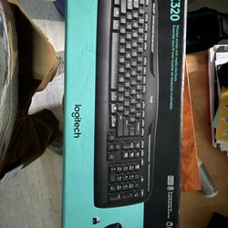 Logitech Wireless Keyboard mouse Combo