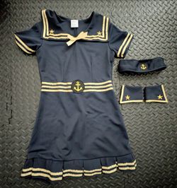 Navy sailor women's costume / size Medium