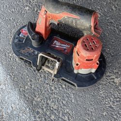 Milwaukee M12 Bandsaw