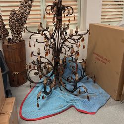 Chandelier 
