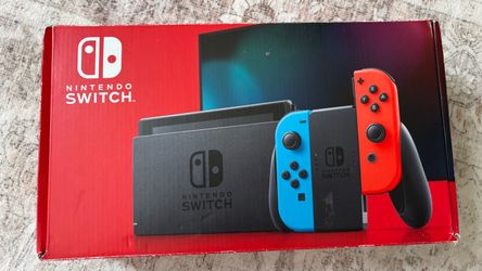 Nintendo Switch w B/R JoyCon V2 + 3 Games