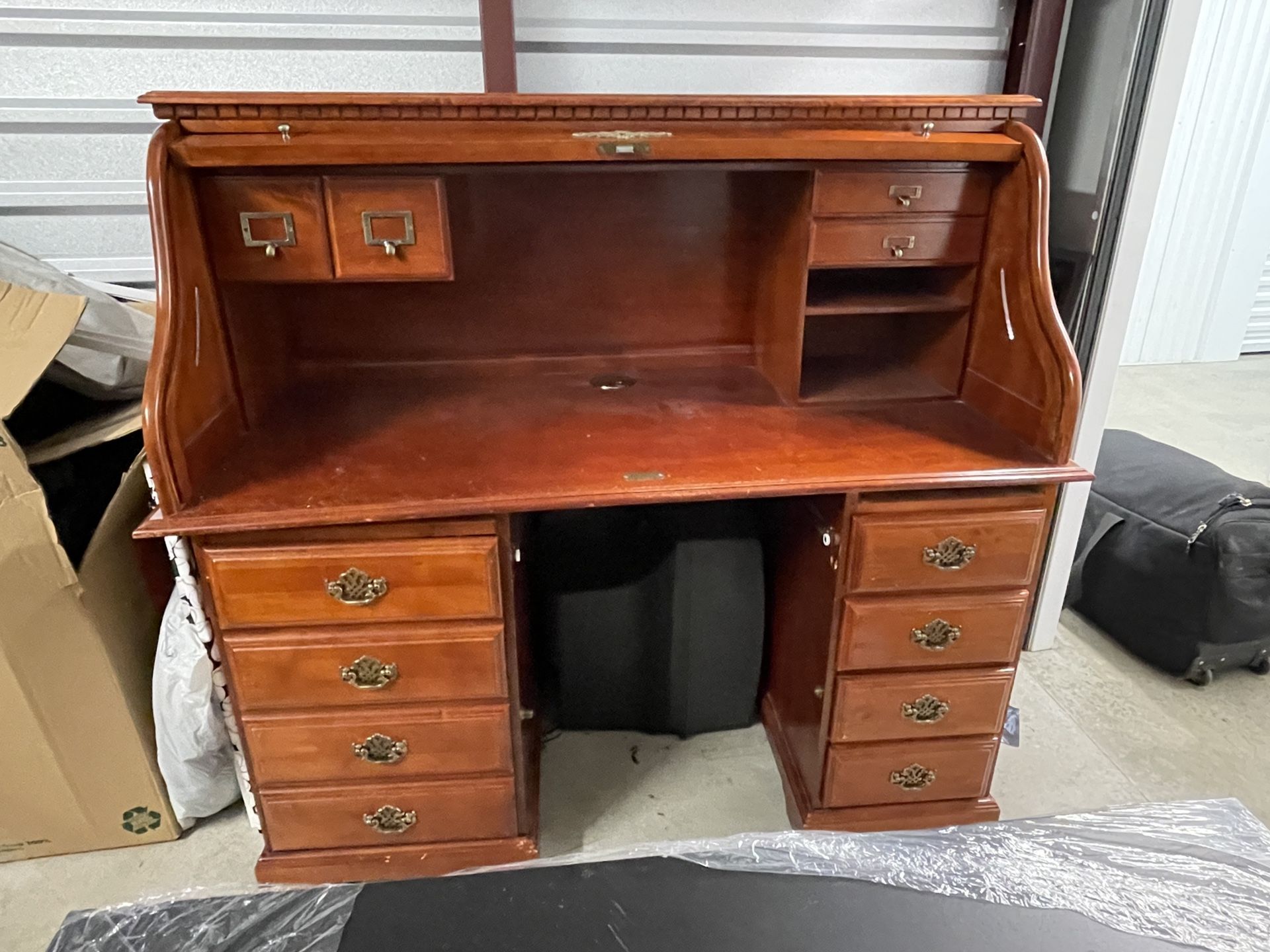 Secretary Desk and Hutch