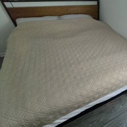 King Size Bed With Mattress 