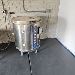 Large Crusader Ceramic KILN Model 274S