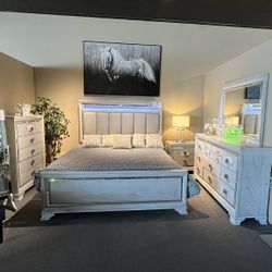4PC King Bed Set