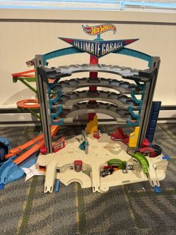 Hot Wheel Ultimate Garage