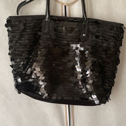 Black Handbag with Black polks