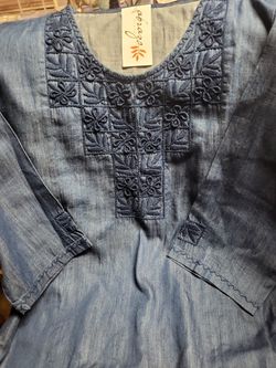 Woman's Light Demen Shirt