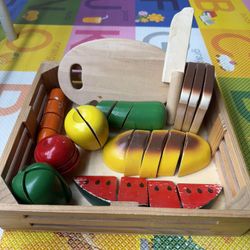 Melissa & Doug Cutting Board