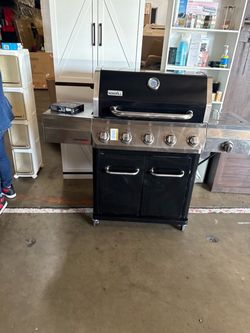 Gourmet Pro 5-Burner Propane Gas Grill with Side Burner and Griddle Max Insert in Black
