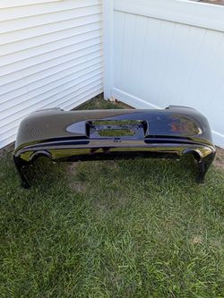 2011 Infiniti G37 Sedan rear bumper assembly
