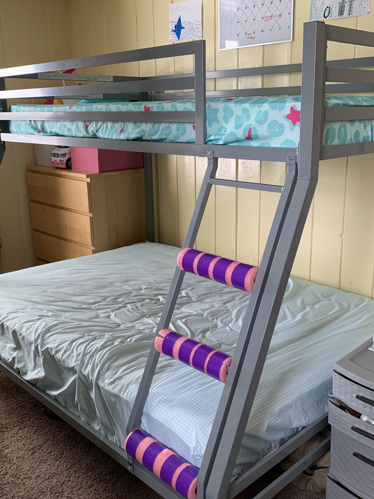 Mainstays Premium Twin Over Full Bunk Bed