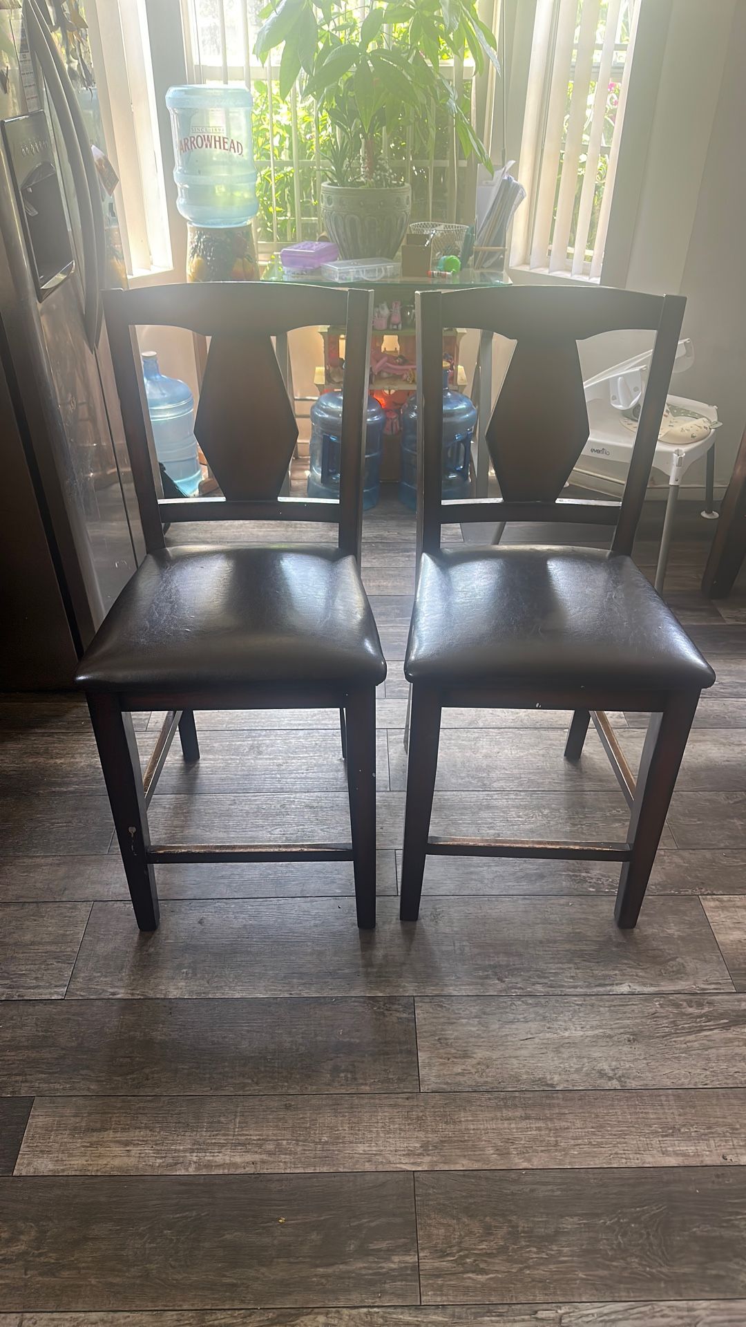 Dining Table Set Of Chairs 