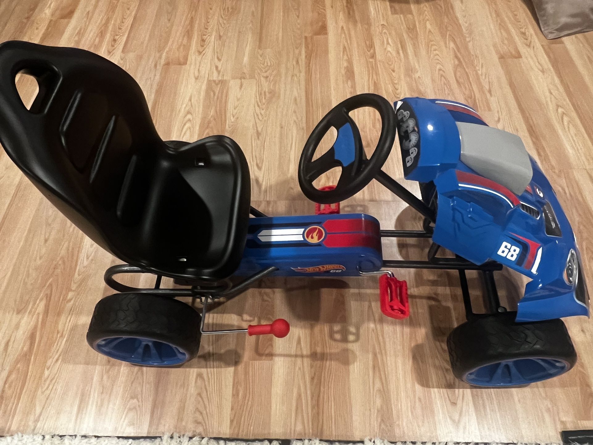 Hot Wheels XL Pedal Go Kart Ride On Blue