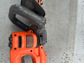 Black and Decker landscape tool