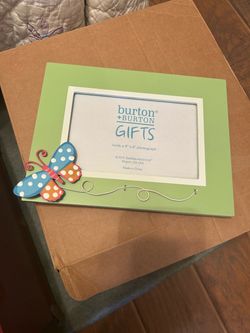 NEW! Picture Frame —Butterfly
