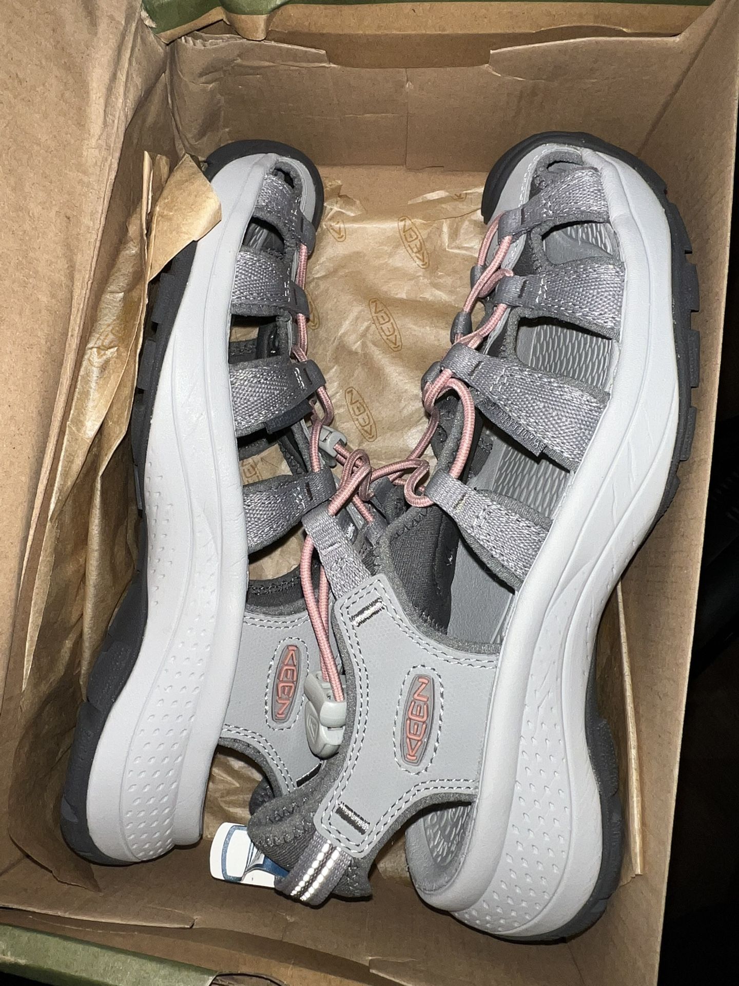 Keen Women Shoe