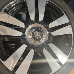 Cullinan Wheels And Tires Like New