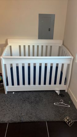 Baby Crib With Mattress