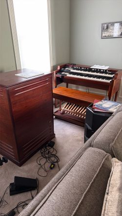 Hammond and Leslie speaker