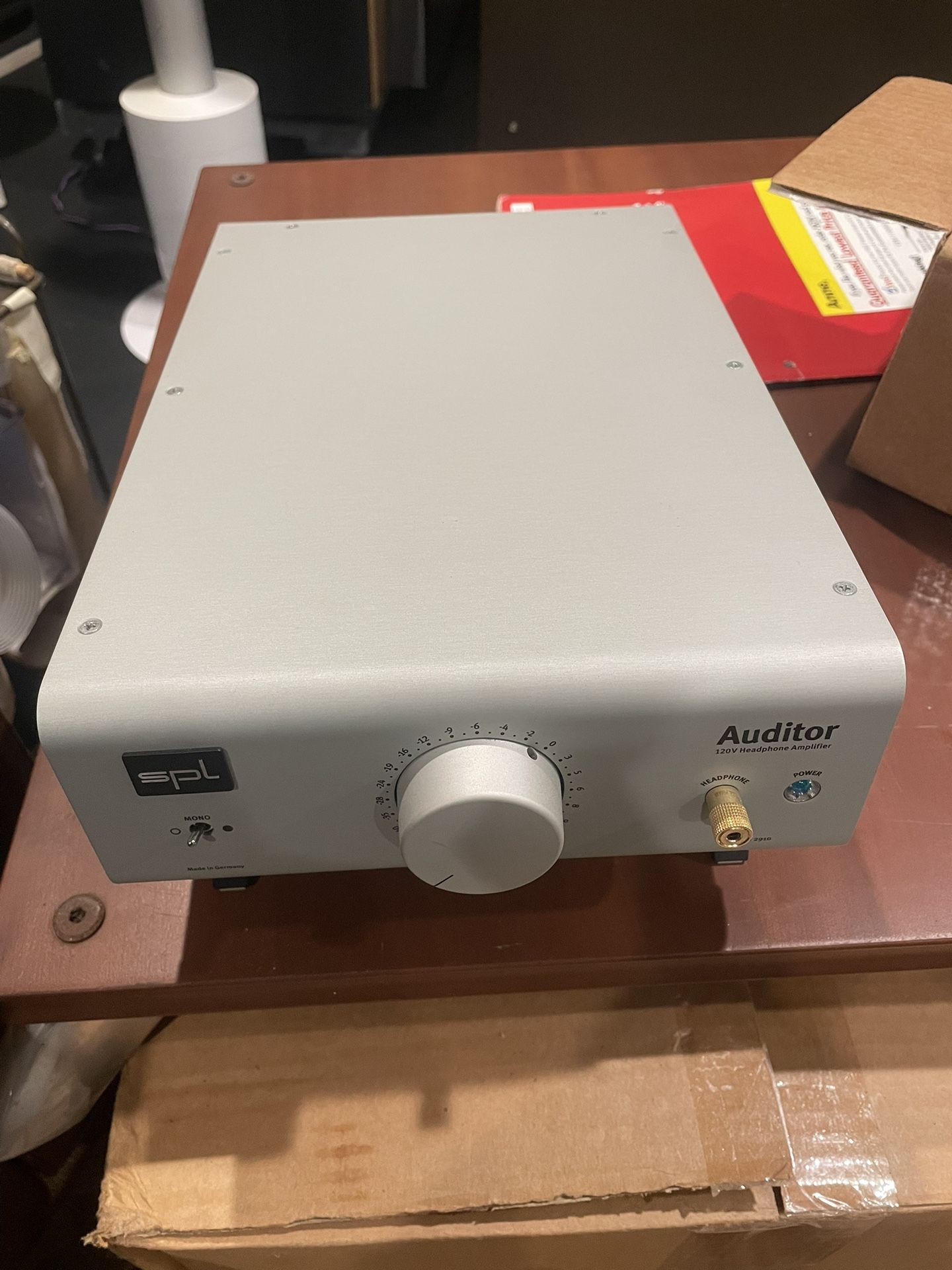 SPL 2910 Auditor Headphone Amplifier