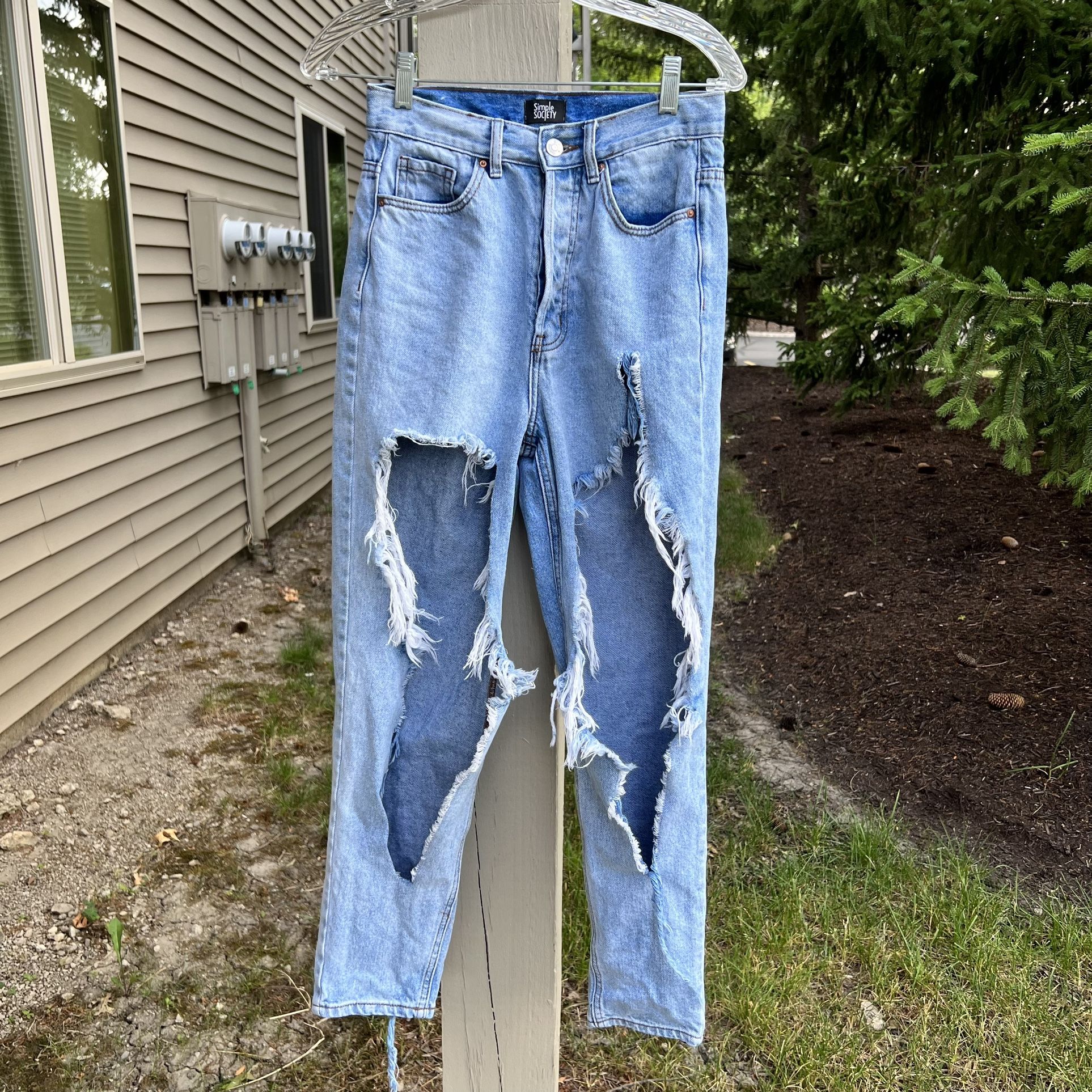 Simple Society Women's Ripped Jeans 3/26
