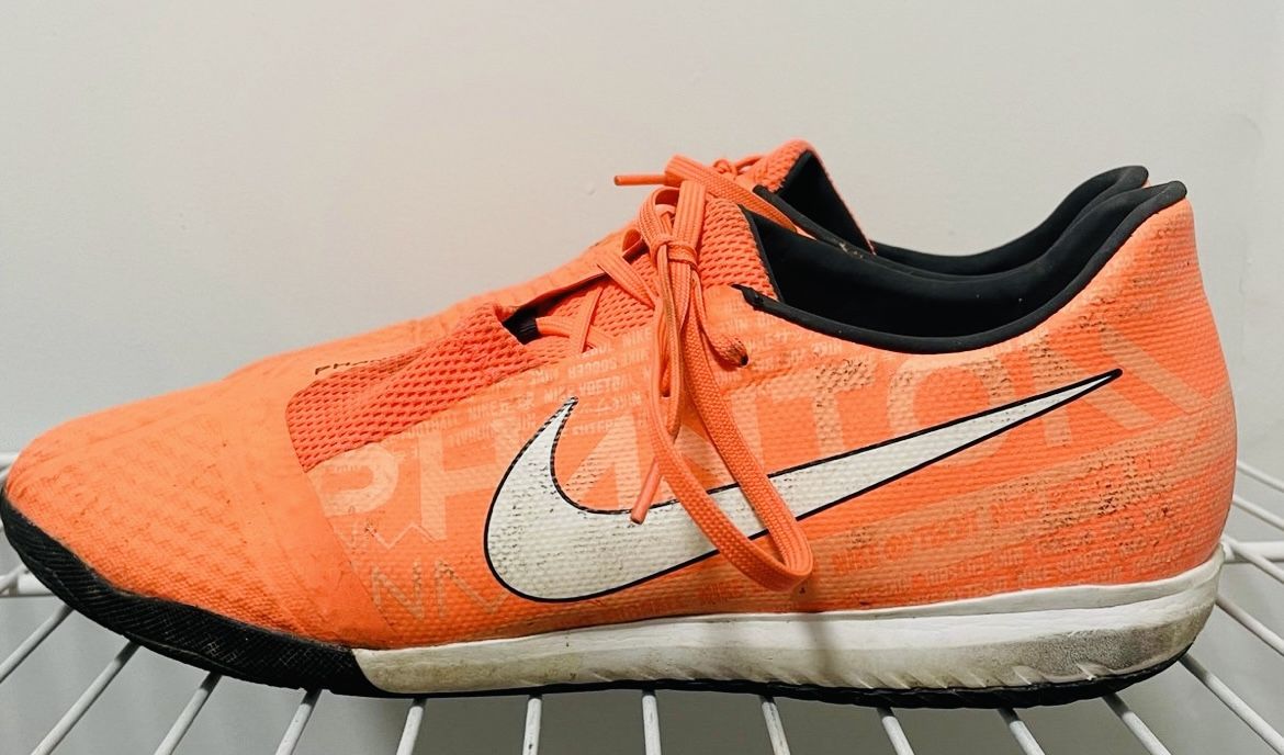 NIKE Men's PHANTOM VENOM ACADEMY TF BRIGHT MANGO/WHITE AO0571-810 SIZE Z 11.5