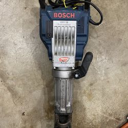 11335K Bosch 38lb 1-1/8” Jack Hammer for Sale in Santa Clarita, CA - OfferUp