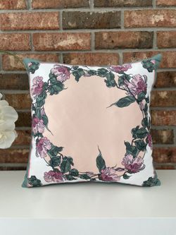 Decorative throw pillow