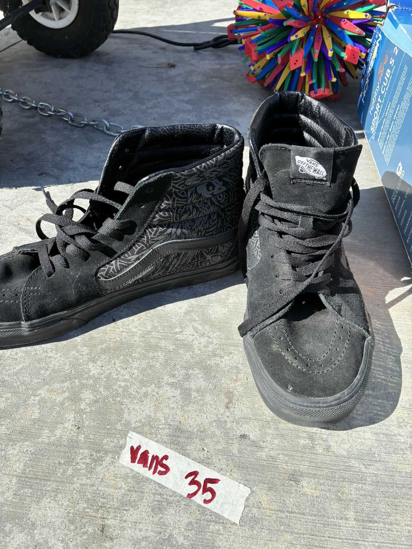 Vans 
