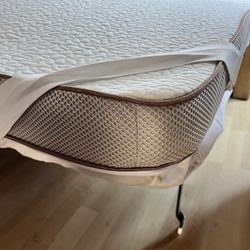 Bed story 4” Mattress Topper NEW CONDITION  Cost Over $250 New - GREAT DEAL