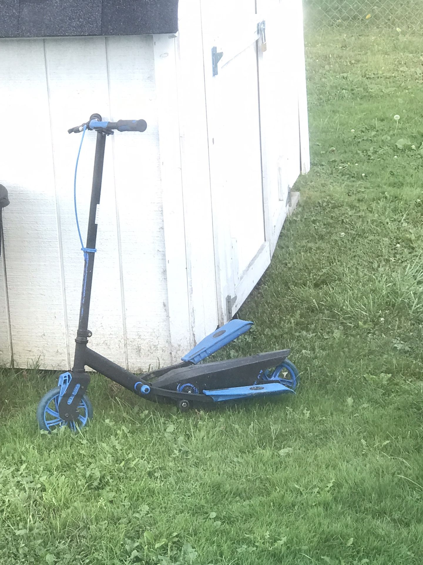 Pedal Scooter