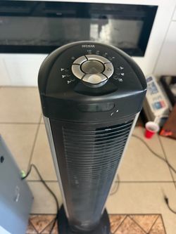 Seville Classics Black Tower Fan