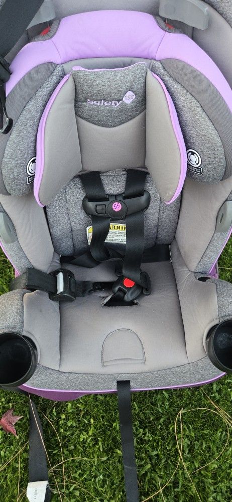 SAFETY  CAR SEAT