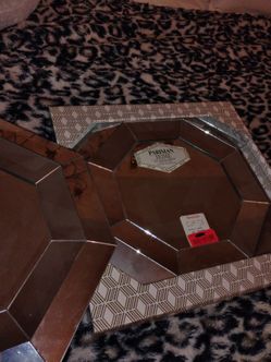 Set of two bevelled octagonal mirrors