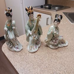 Chinese Porcelain 
