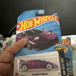 Hot Wheels 2025 Case L Mainline - '94 BUGATTI EB110 SS PURPLE - Int. Card