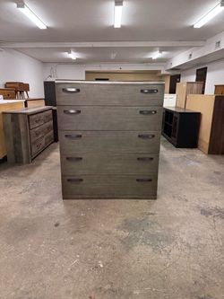 Tall Modern 5 Drawer Dresser Chest - See Page for Matching Nightstands