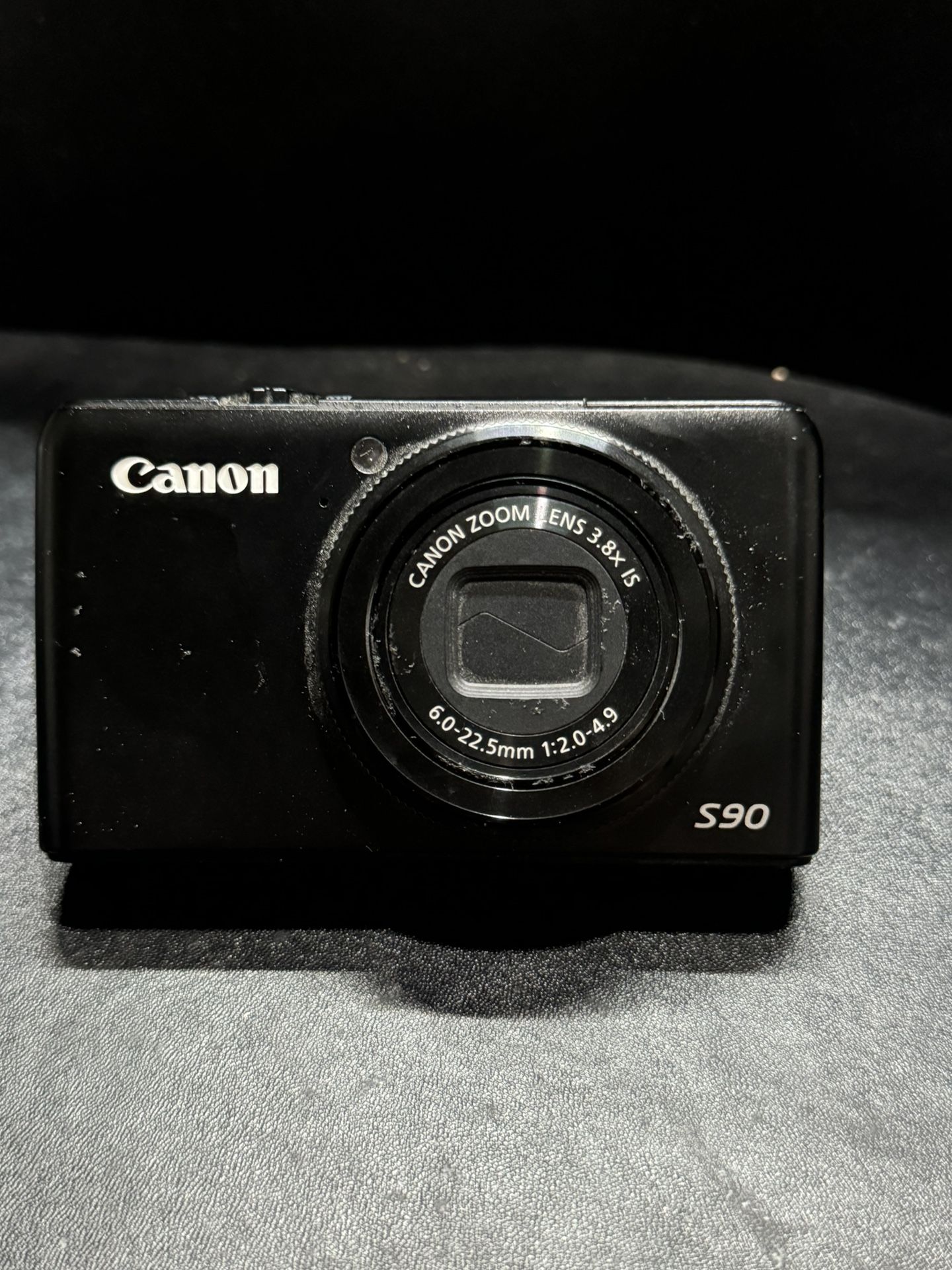 Canon PowerShot S90 10MP Digital Camera