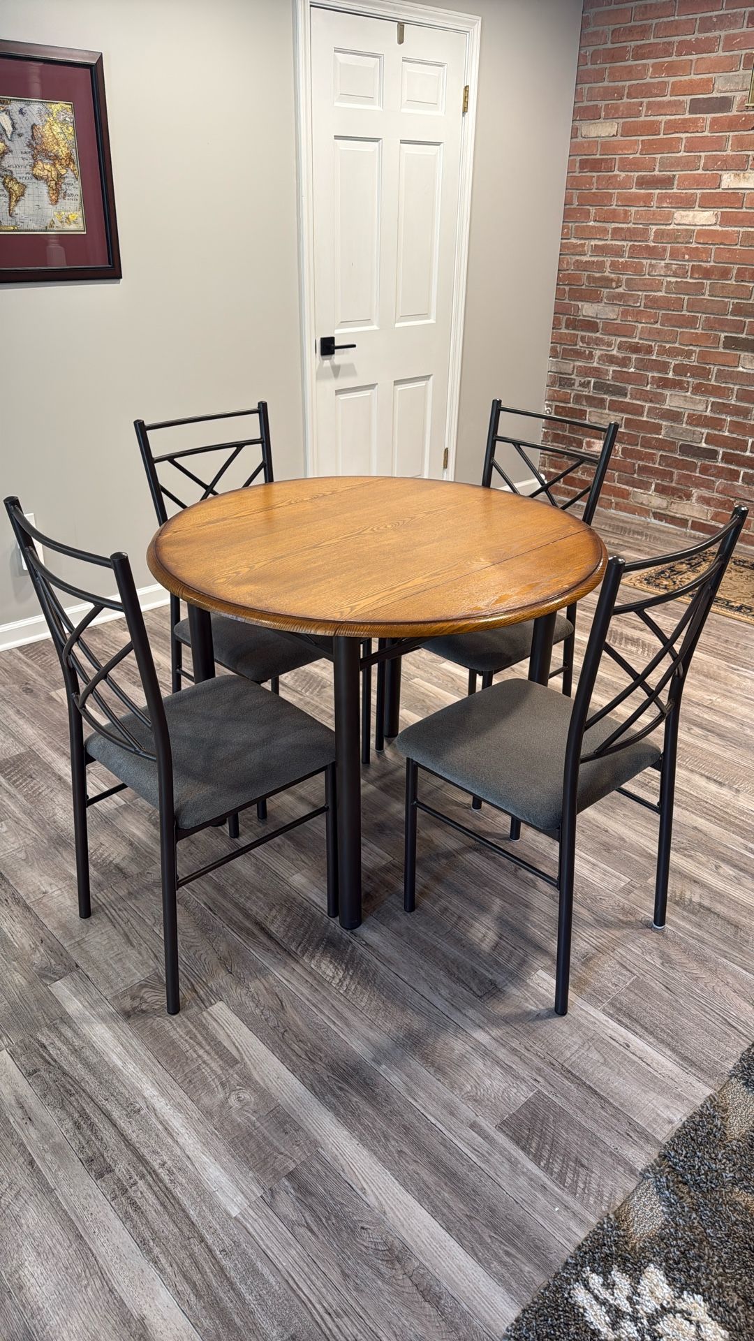 Small Kitchen Dining Table With Chairs