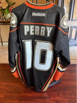 Anaheim Ducks Corey Perry signed Jersey
