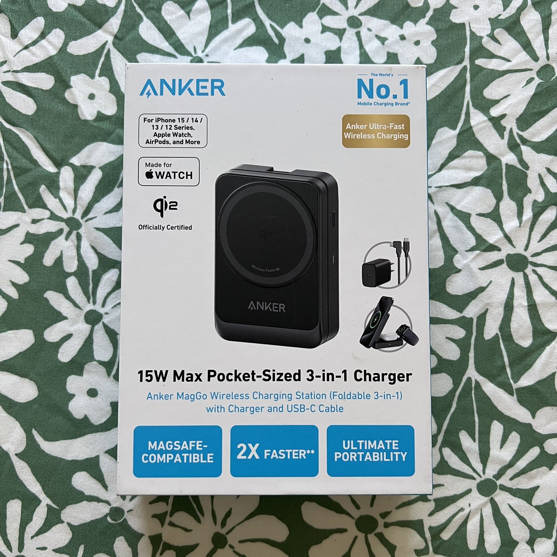 Anker MagGo Wireless Charging Station (Foldable 3 in 1) Designed for Apple Products
