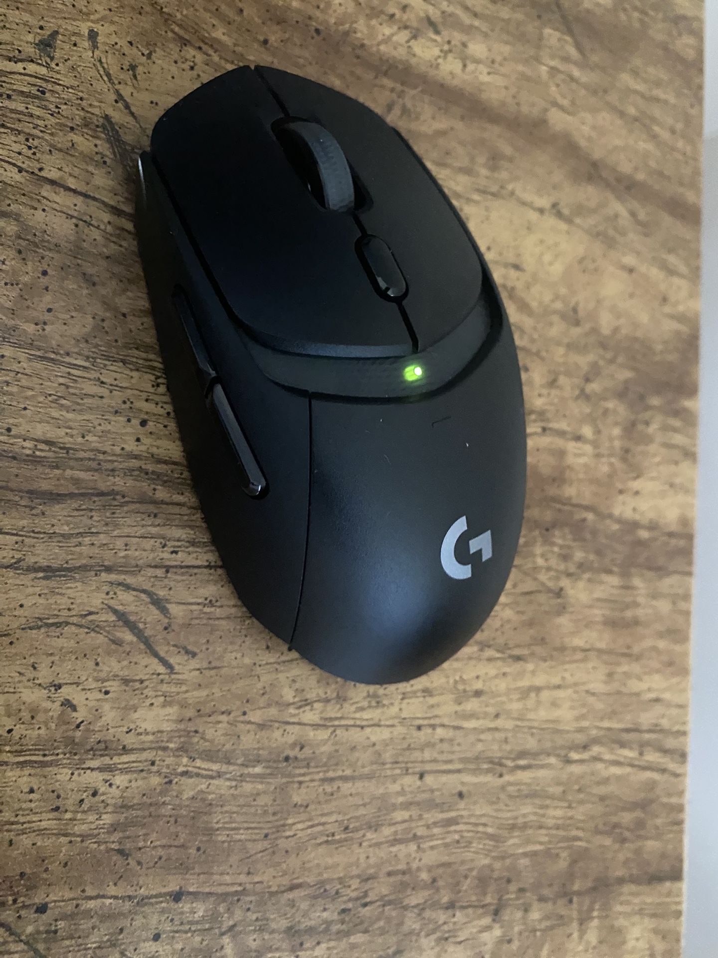 Logitech Lightspeed Wireless Mouse 