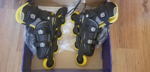 Brand New Roller Blades - Roller Derby