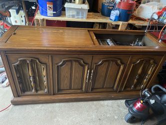 Magnavox record ,radio and reel to reel player $200 fully working 