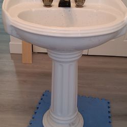 Pedestal Sink White $60