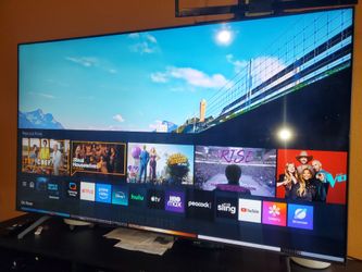 70" Samsung Chrystal Smart Tv 4k basically new. Great quality pic no scratch come with remote